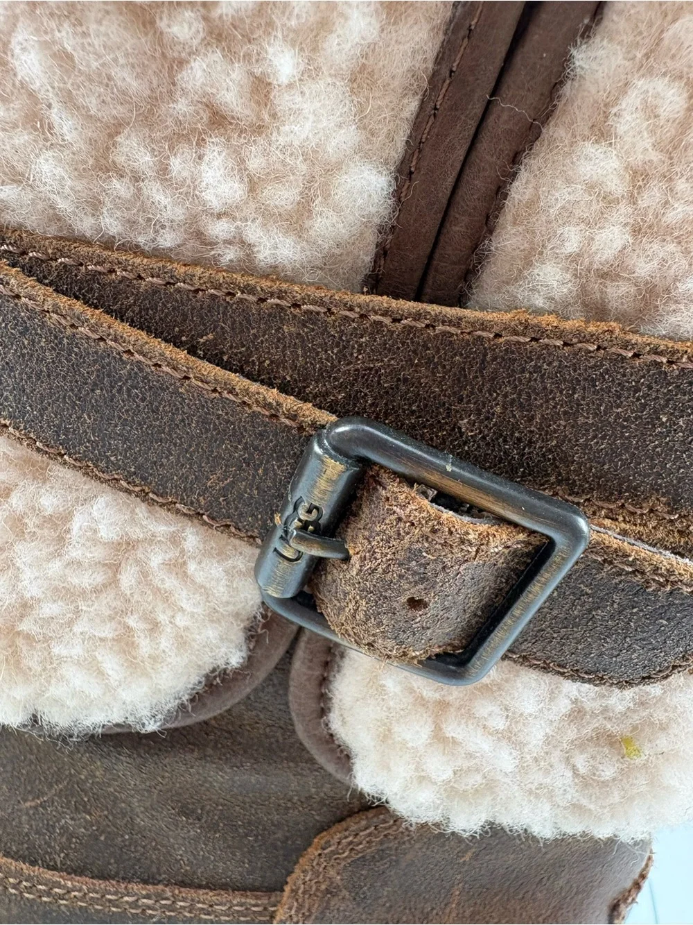 UGG Blayre Boots Chestnut Shearling Moto Buckle Zip Leather Women’s Size 8